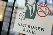 KHN wijzigt koers en wil rookverbod per 1 januari 2008