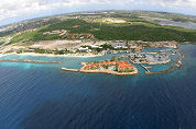 Academy Hotel Curacao antwoord op personeelskrapte