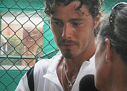 Toptenniser baalt van restaurantprijzen