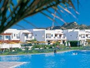 Griekse hotels buiten jongeren uit