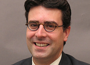 Eden trekt Joost Peeperkorn aan