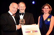 Gerrit Zalm ontvangt Veneca-Award