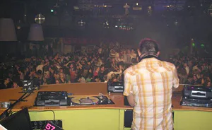 Politie rukt driemaal uit naar The Matrixx
