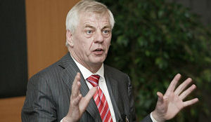 Van der Most neemt evementencomplex over