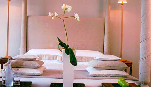 The Dylan geeft zakenvrouw extra aandacht