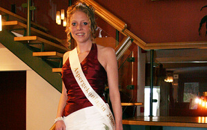 Femke van Maashotel aspergekoningin 2008