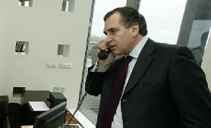 Hilton A'dam stelt renovatie uit