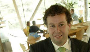 Rijke sjeik haalt Mockamore per e-mail