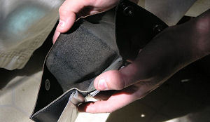 Drietal opgepakt voor flessen restaurant