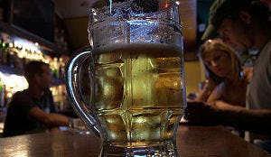 Ouders 'comazuipen' voor ogen van hun kinderen