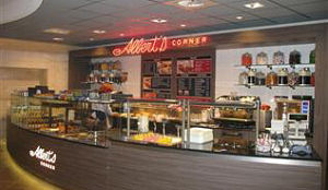 'Sophia Loren opent vernieuwde AC Stroe