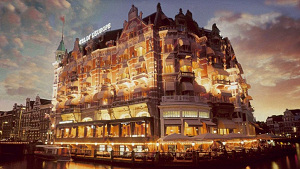 Afscheidsfeest roken in Hotel de l'Europe