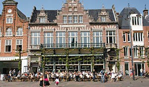 Haarlems café Brinkmann met sluiting bedreigd