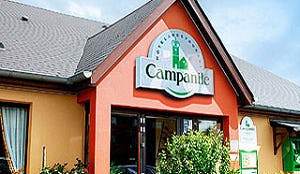 Hotelgast valt uit raam