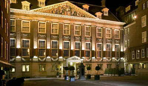 The Grand haalt 12 sterkoks naar Amsterdam