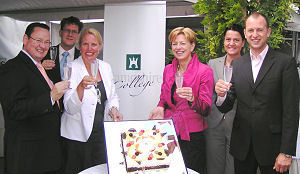 Hampshire College viert eerste verjaardag