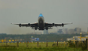 Hotel op Curaçao geeft vliegtaks terug