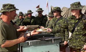 Buitenkeukens Defensie vernieuwd