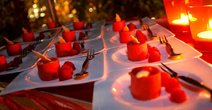 Hutten helpt ex-vluchtelingen met restaurant