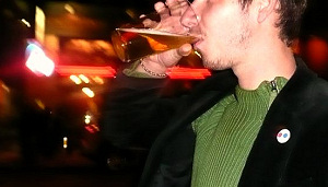 Jongeren niet meer met alcohol over straat