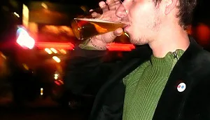 Jongeren niet meer met alcohol over straat