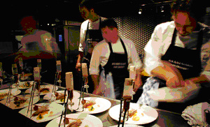 Chefs en designers ontwerpen snacks