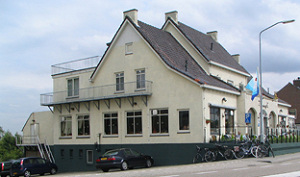 Vd Valk verkoopt Hotel Kinderdijk