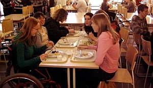 Ouders moeten kritischer zijn op schoolkantine