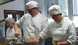 Studenten betalen kooklessen niet