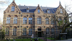 Ophef over boomkap College Hotel