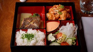 MOMO presenteert Japanse eetbox