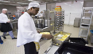 Voedingsdiensten in de zorg worden vergeleken