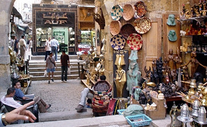 Aanslag in toeristisch centrum Caïro