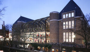 Eden Hotel in oude postkantoor Utrecht