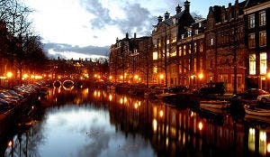 Uitgaansgeweld Amsterdam zorgwekkend snel toegenomen