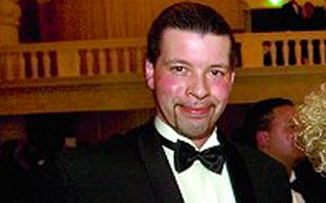 Omar Dahak naar Hof van Saksen