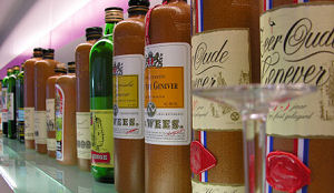 Consumptie gedistilleerd licht gedaald