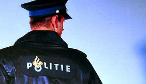 Dronken raddraaiers vernielen hotelterras