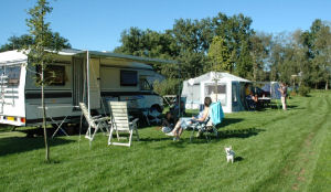 Campings kijken positief naar zomer, hotels niet