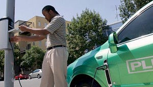 Oplaadpunt elektrisch rijden bij McDonald's