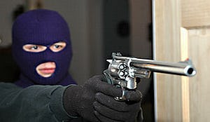 Gewelddadige serieovervallers hotels aangehouden