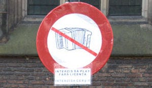 Haarlemse horeca in protest tegen straatmuzikanten