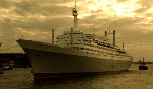 Uitstel cruisehotel kost tonnen aan reserveringen