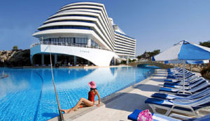 Turkse hotels proberen Ramadan te overleven