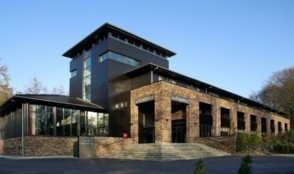 De Echoput opent kook- en wijnschool