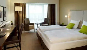 Lindner neemt Golden Tulip Antwerpen over