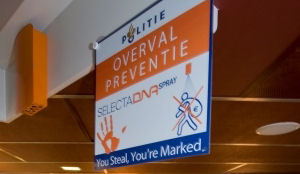 McDonald's verjaagt overvallers met DNA-douche