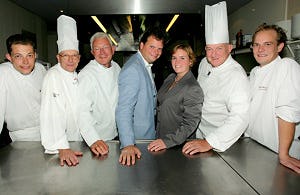 Kookstrijd tussen jong en oud bij Merlet