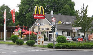 McDonald's Duitsland kiest voor groen in logo