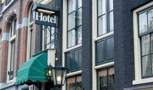 Trendwatcher slaapt jaar in Amsterdamse hotels